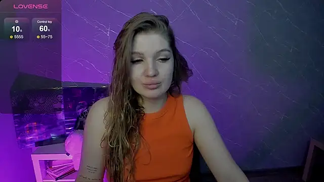 Snapshot of lily_williamss chatting on 06-13-26, 12:08 lily williamss online show from 06-13-26, 12:08