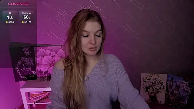 Snapshot of lily_williamss chatting on 05-19-26, 12:26 lily williamss online show from 05-19-26, 12:26