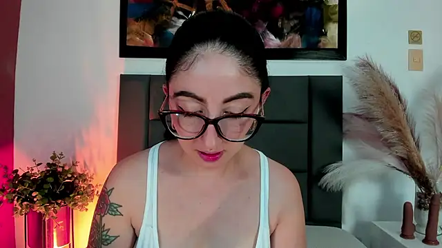 Emilywatsonn online show from 03-14-26, 09:10