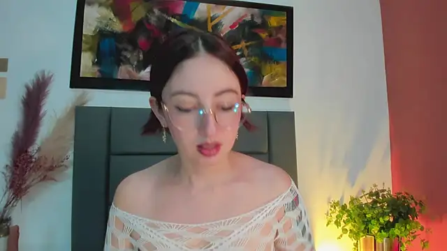 Emilywatsonn online show from 03-14-25, 12:21