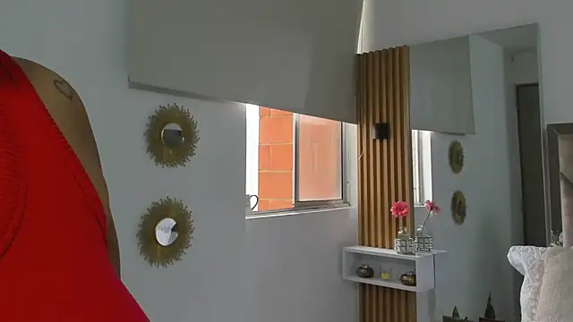 EmilyPeytonn online show from 11-01-25, 01:16