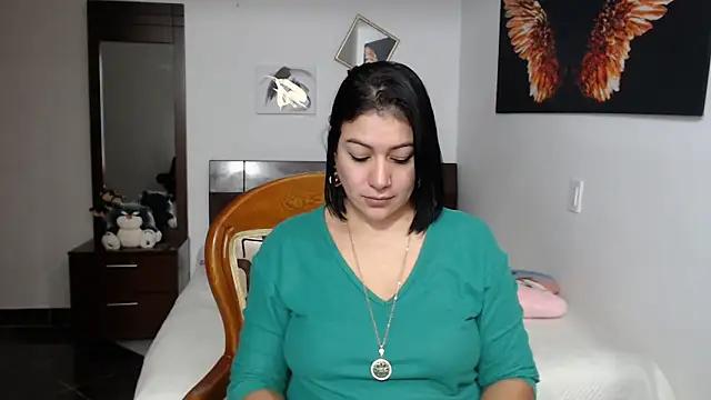 EmilyPeytonn online show from 03-18-25, 01:55