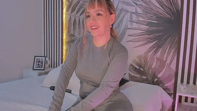 Samaantha-White online show from 10-14-25, 11:33