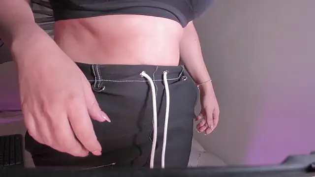 Samaantha-White online show from 04-09-26, 11:38