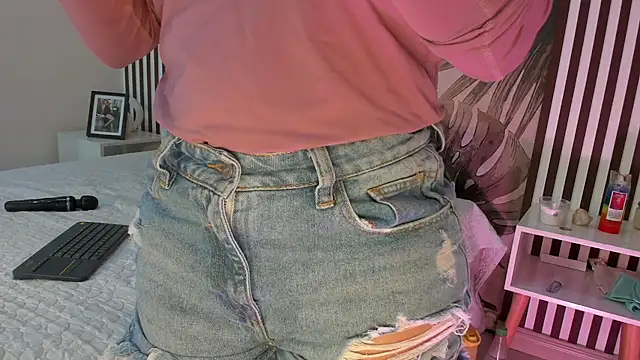 Samaantha-White online show from 10-13-25, 11:56