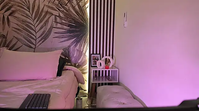 Samaantha-White online show from 03-02-26, 11:39