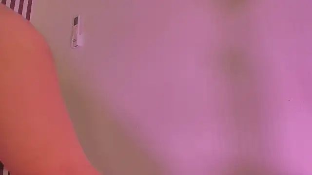 Samaantha-White online show from 11-23-25, 11:53