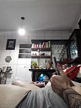 marcialoira online show from 10-31-25, 11:44