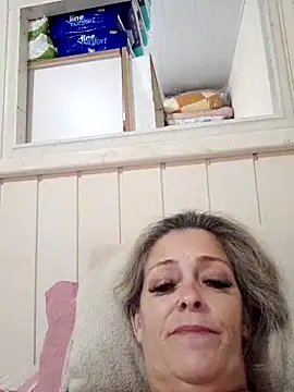 marcialoira online show from 11-08-25, 03:15