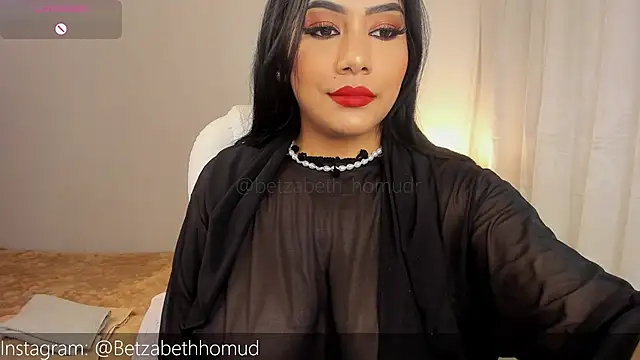 Snapshot of BetzabethHomud0 chatting on 11-21-25, 11:15 BetzabethHomud0 online show from 11-21-25, 11:15