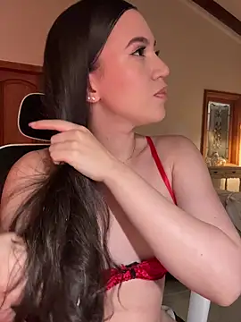 Amelia Rouse online show from 02-13-26, 07:25