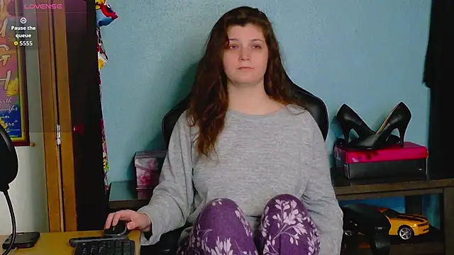 TreeJeanne online show from 11-10-25, 01:21