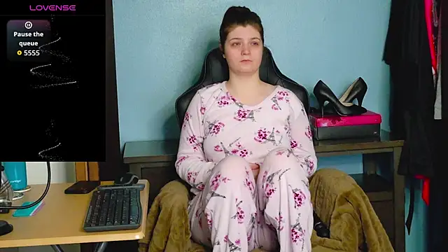 TreeJeanne online show from 12-01-25, 02:45