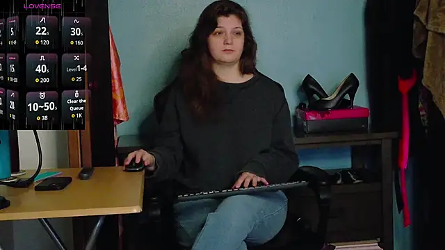 TreeJeanne online show from 10-27-25, 12:39