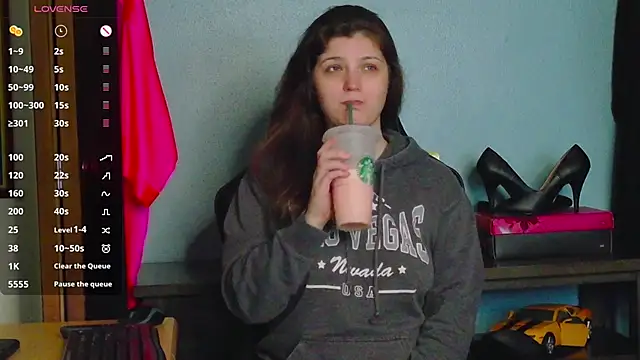 TreeJeanne online show from 11-03-25, 02:42