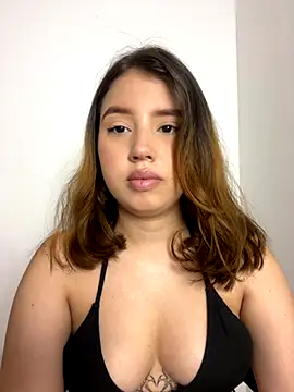 Snapshot of Lia_sex69 chatting on 09-19-25, 09:57 Lia sex69 online show from 09-19-25, 09:57