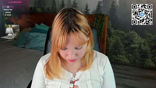 Stacy Luv online show from 10-08-25, 01:07