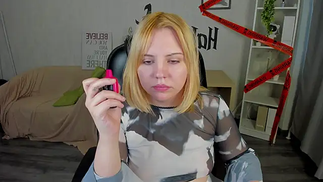 Stacy Luv online show from 11-01-25, 08:08