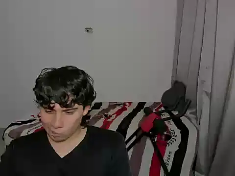 Snapshot of liam_58 chatting on 10-03-25, 02:37 liam 58 online show from 10-03-25, 02:37