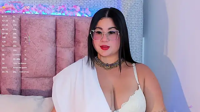 miahkumar online show from 06-18-26, 01:48
