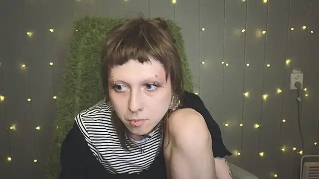 Snapshot of kortny_yo chatting on 01-18-25, 11:44 kortny yo online show from 01-18-25, 11:44