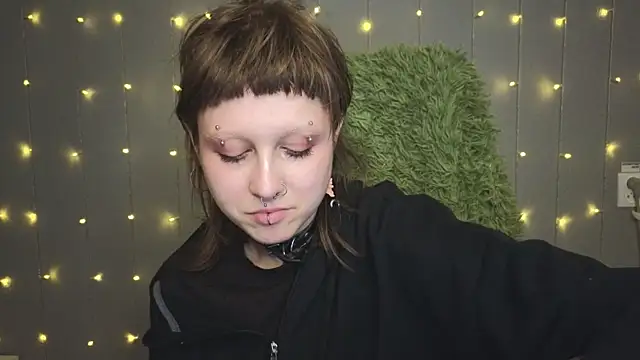 Snapshot of kortny_yo chatting on 01-25-25, 11:43 kortny yo online show from 01-25-25, 11:43