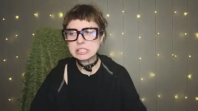 Snapshot of kortny_yo chatting on 02-22-25, 08:53 kortny yo online show from 02-22-25, 08:53