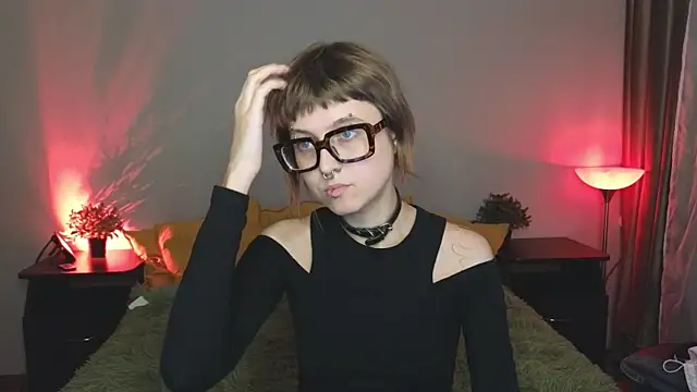 Snapshot of kortny_yo chatting on 09-12-25, 08:30 kortny yo online show from 09-12-25, 08:30