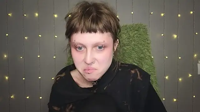 Snapshot of kortny_yo chatting on 02-12-25, 04:00 kortny yo online show from 02-12-25, 04:00