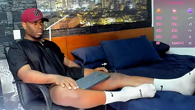Snapshot of thomas_santtos1 chatting on 03-06-25, 01:24 thomas santtos1 online show from 03-06-25, 01:24