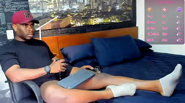 Snapshot of thomas_santtos1 chatting on 02-23-25, 01:21 thomas santtos1 online show from 02-23-25, 01:21