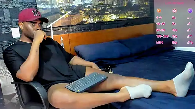 Snapshot of thomas_santtos1 chatting on 03-01-25, 12:28 thomas santtos1 online show from 03-01-25, 12:28