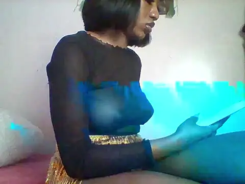 Queeen model online show from 04-11-26, 10:35