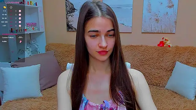 Snapshot of AstoriyaNight chatting on 02-20-25, 01:08 AstoriyaNight online show from 02-20-25, 01:08