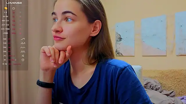 AstoriyaNight online show from 11-18-25, 04:10