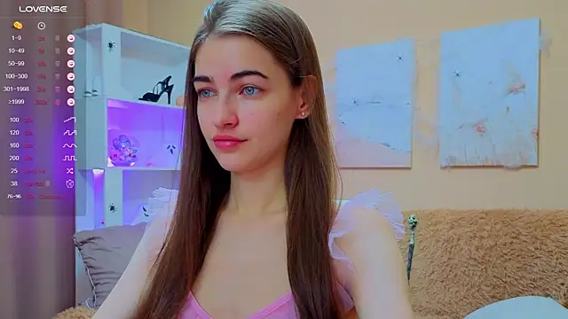 AstoriyaNight online show from 10-25-25, 04:11