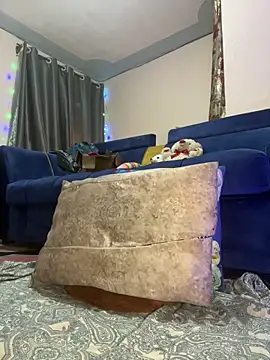 Cherrytowild online show from 11-05-25, 03:53