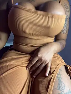 Cherrytowild online show from 02-14-26, 11:54