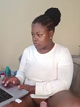 Snapshot of catehorny chatting on 06-21-26, 05:57 catehorny online show from 06-21-26, 05:57
