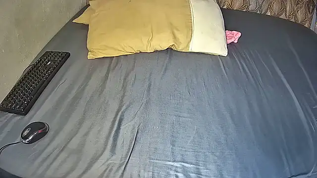 BustyThickyAss online show from 06-15-26, 06:07