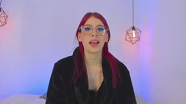 Snapshot of Dasha-b chatting on 03-12-25, 03:35 Dasha-b online show from 03-12-25, 03:35