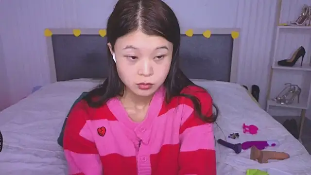 Tina Kim  online show from 02-06-25, 10:47