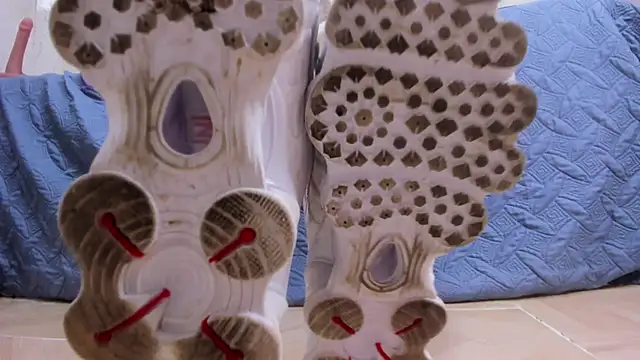 Little Jenni online show from 11-12-25, 01:37