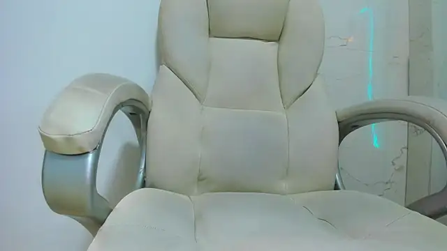 Little Jenni online show from 06-03-26, 02:33