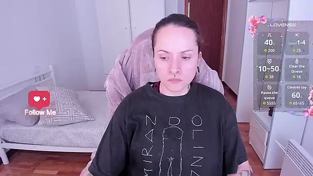 Domina Deivis online show from 10-29-25, 02:38