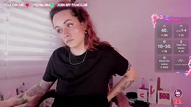 Snapshot of Domina_Deivis chatting on 03-12-25, 01:08 Domina Deivis online show from 03-12-25, 01:08