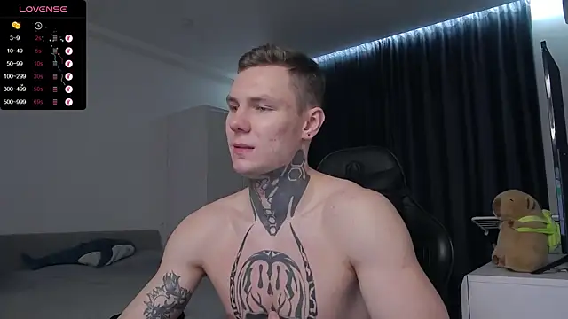 Snapshot of Lechery_boy chatting on 02-01-25, 11:10 Lechery boy online show from 02-01-25, 11:10