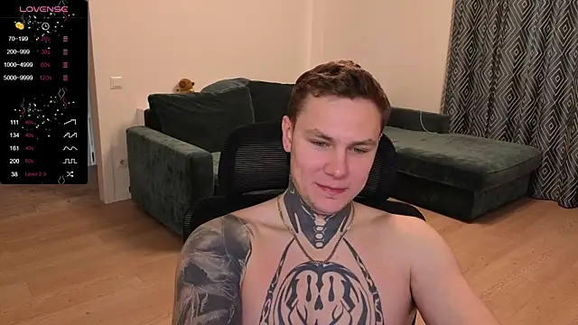 Snapshot of Lechery_boy chatting on 10-03-25, 10:39 Lechery boy online show from 10-03-25, 10:39