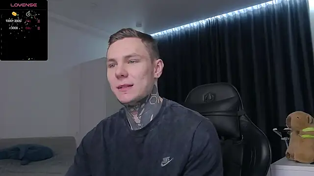 Snapshot of Lechery_boy chatting on 02-02-25, 03:39 Lechery boy online show from 02-02-25, 03:39
