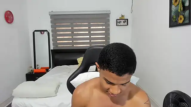 corzoethan online show from 12-15-25, 07:09